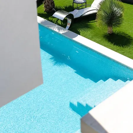 Luxe House