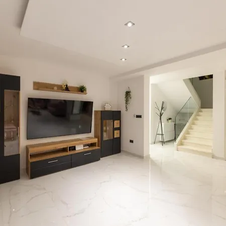 Villa Luxe House *