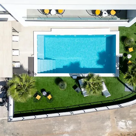 Luxe House Villa