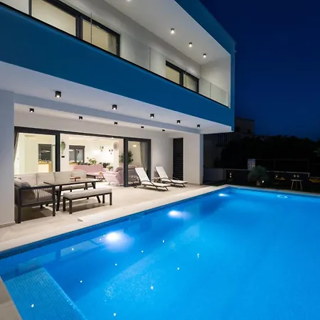 Villa Luxe House *